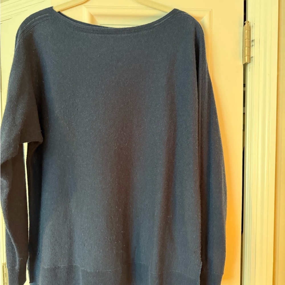 Vince Dark Blue Crew Neck Sweater